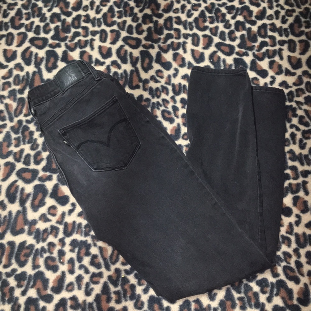 Levi’s 721 High Waisted Jeans